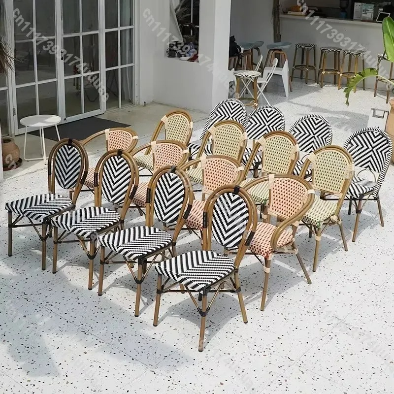Cadeira Empilhável de Rattan E - Outdoor Furniture Cafe avaliação e preço